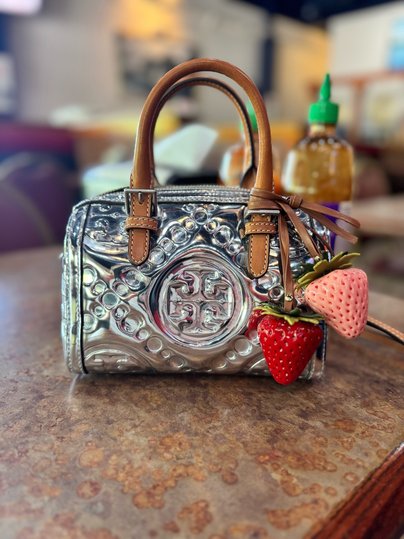 I’m not a charm girl but these are so cute!  I just couldn’t handle the cost of the TB ones at $130 each!  So I found these Amazon look a likes 

🔎 Bag charms, summer bag charms, fruit bag charms, amazon look a like, luxury alternatives, high end bag charms, styled with bags

#LTKgrwm #LTKootd #LTKMothersDay