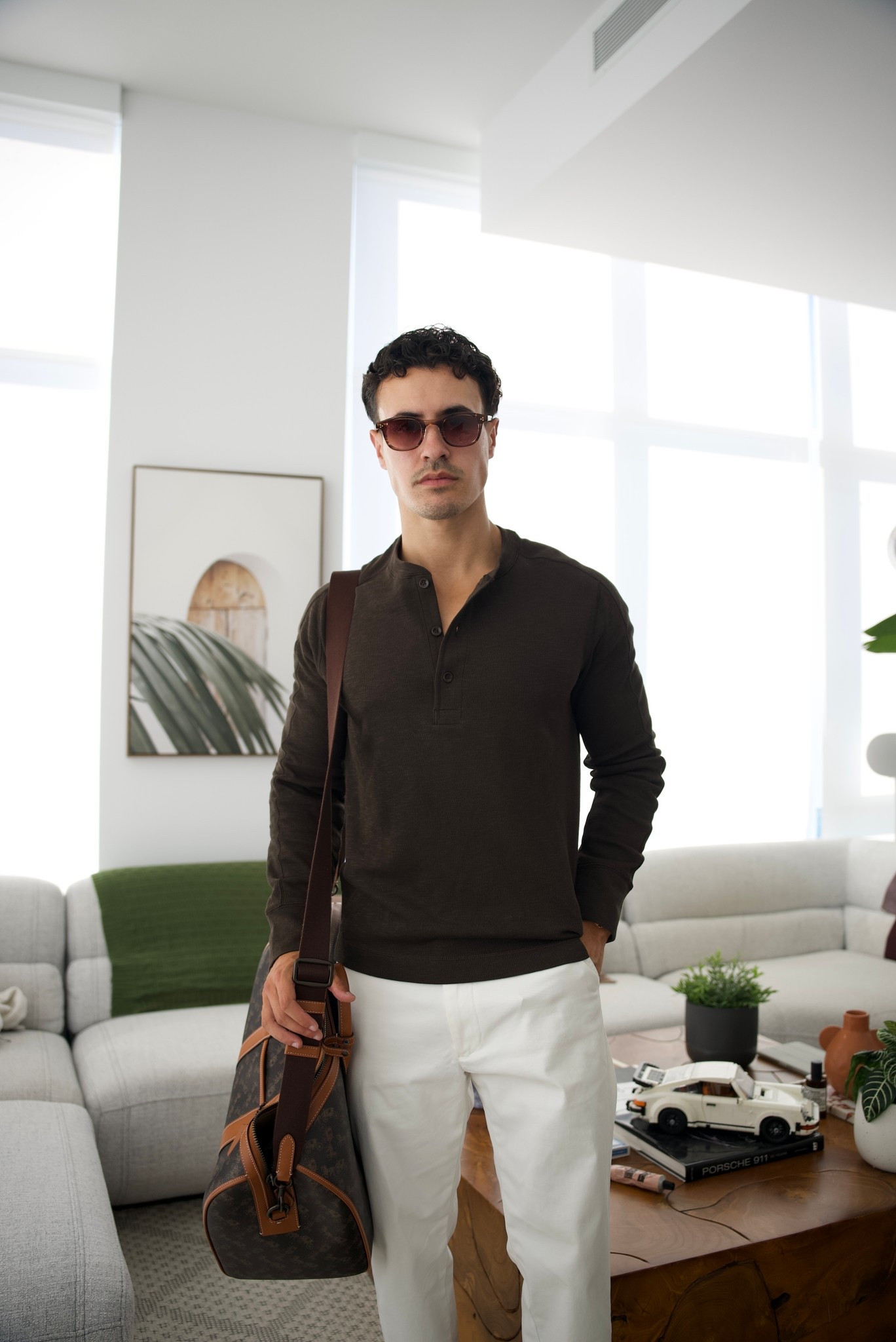 Always working but in style with @bananarepublic! Take 40% Off full priced purchases from 9/12 - 9/21 #Bananarepublic #Bananarepublicpartner 