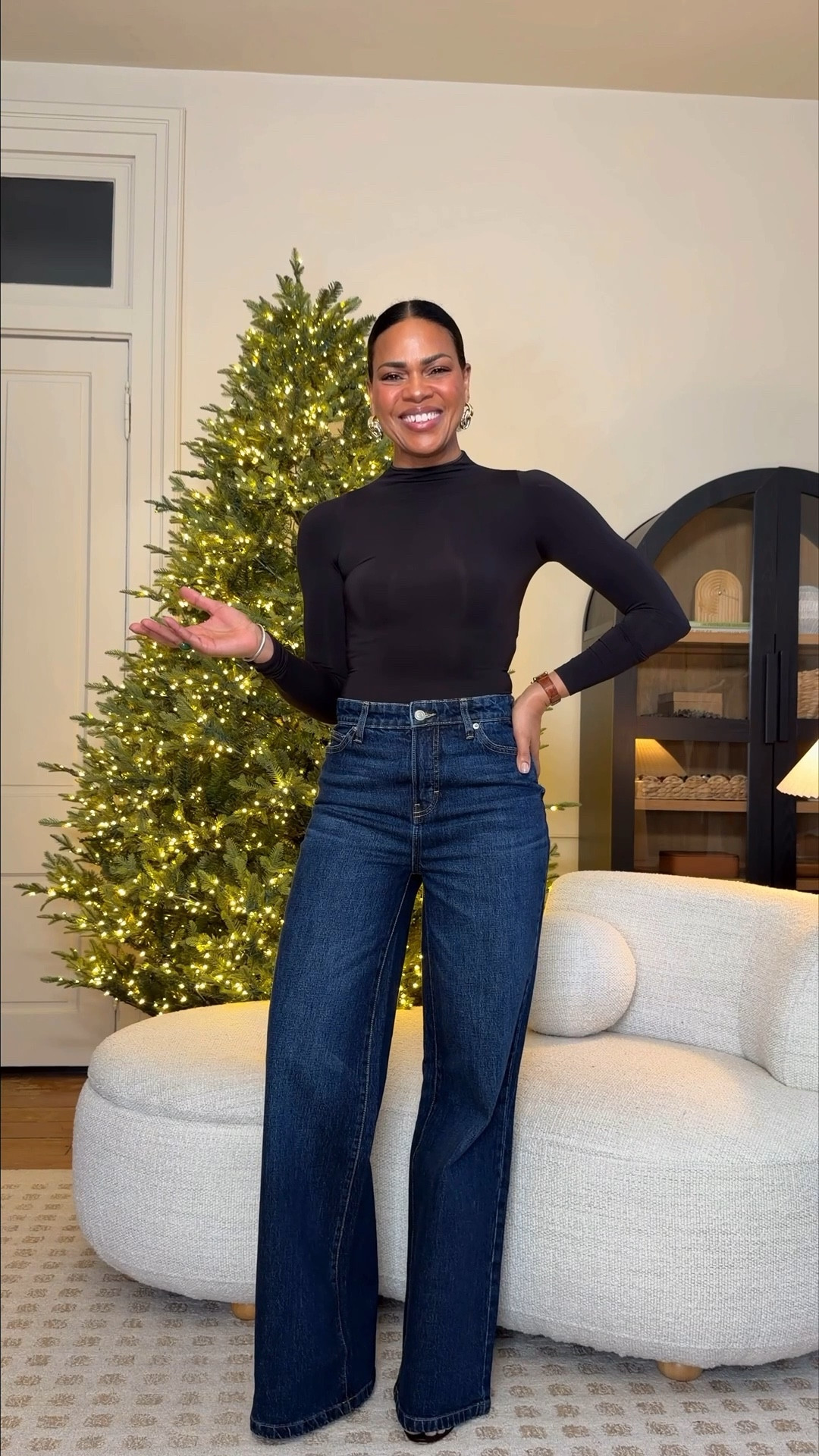 These $27 jeans are still in stock! Size down, I’m 5’4” and they hit just above the floor. Stretchy and comfy and all the washes are so good! 


#LTKSeasonal #LTKootd #LTKMidsize