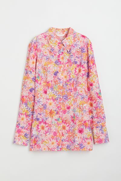 Shirt in a crinkled, patterned weave with a large collar, buttons down the front and long sleeves... | H&M (US + CA)