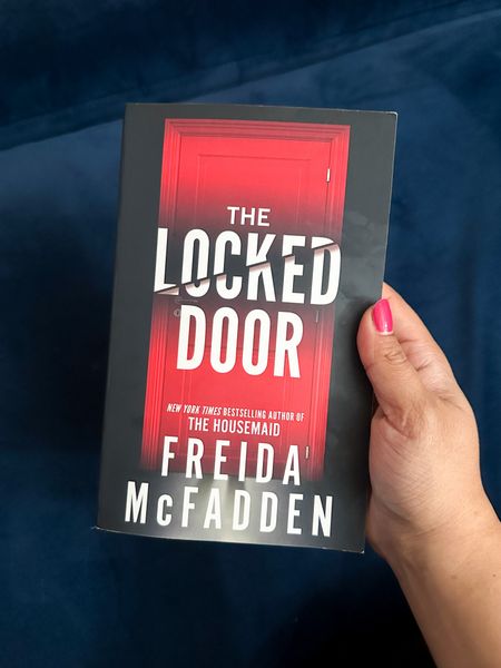 Just finished The Locked Door and in true Freida McFadden style, had me 👀 until the last page. If you’re into psychological thrillers, linking this and other books I’ve read from her 📚 

#LTKxTarget #LTKhome