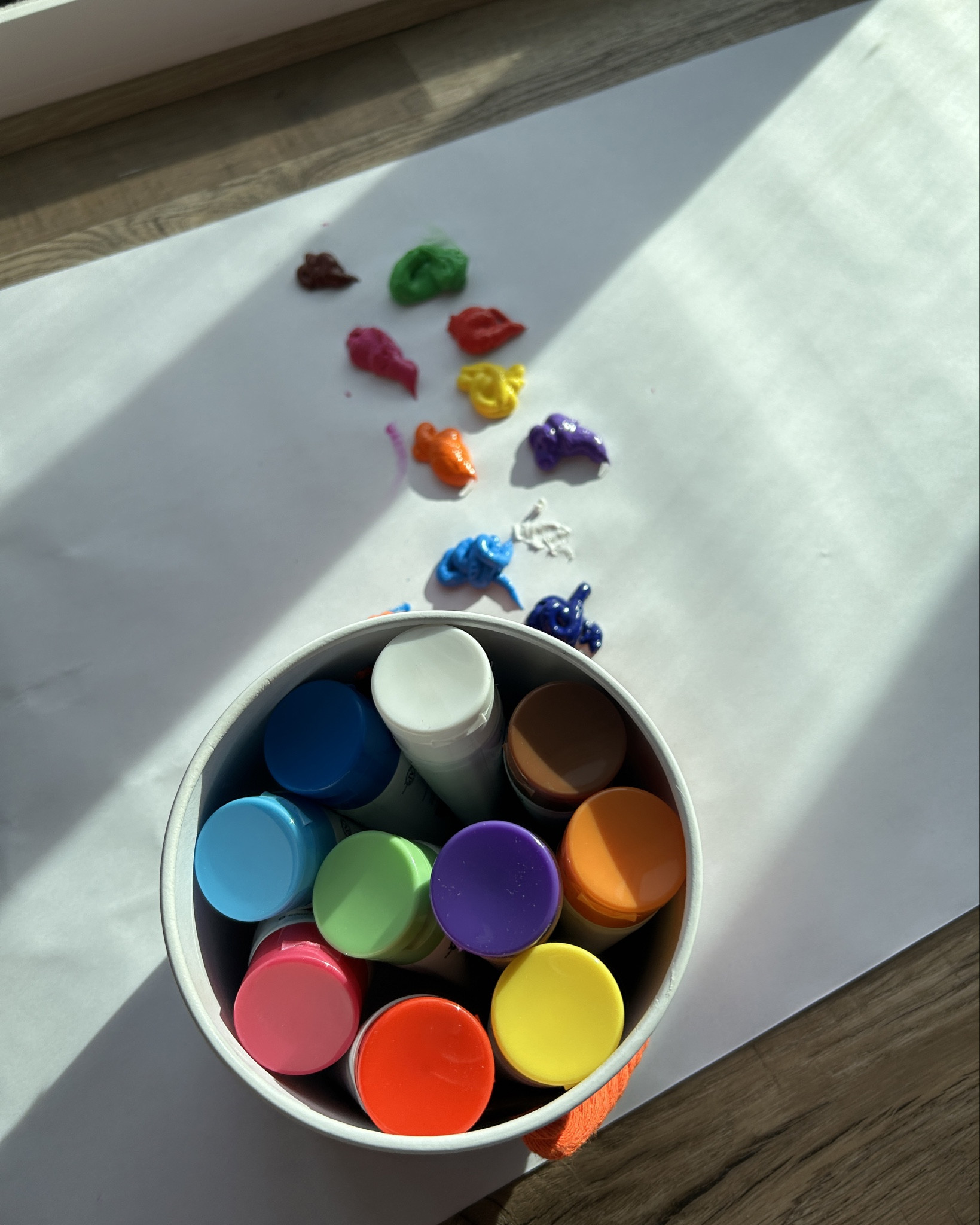 A fun little finger painting activity 🎨

#LTKKids #LTKGiftGuide