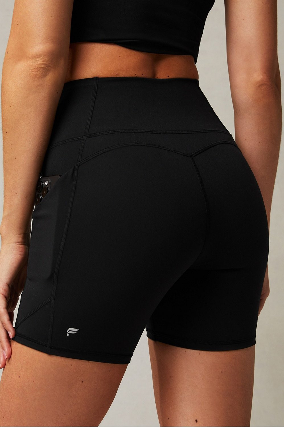 Oasis PureLuxe High-Waisted 6'' Short | Fabletics