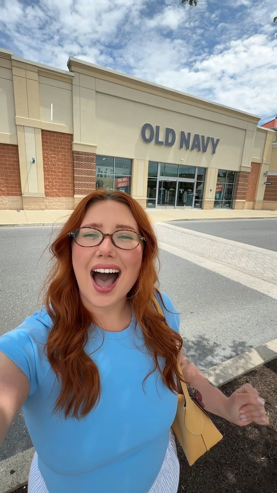 old navy vlog & try on 🩵

#LTKvlog #LTKSeasonal #LTKSaleAlert