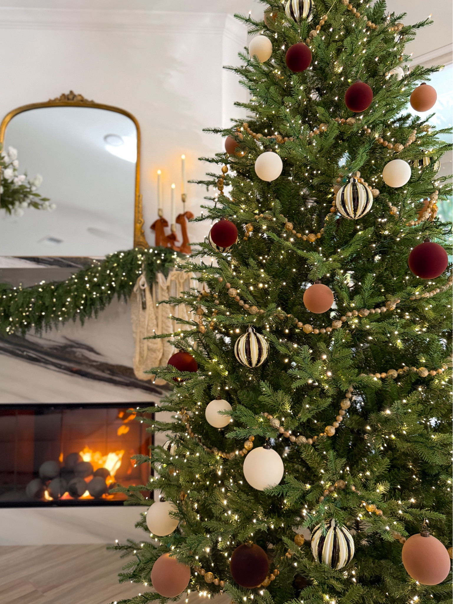 Family room Christmas Tree 🎄 

#LTKHome #LTKHoliday