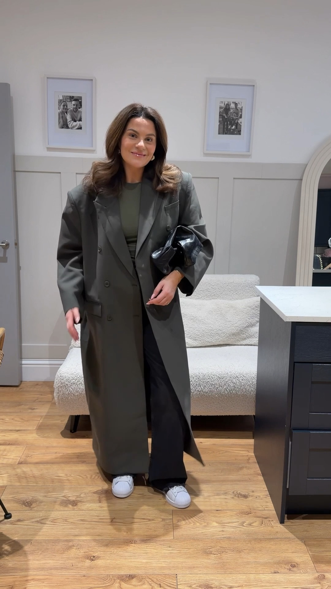 The blazer! 🫒👏🏻👏🏻 
Asos
Oversized 
Blazer 
Shoulder pads
Zara
Zara jeans
Adidas superstars 
Zara basics 

#LTKFashionMonth #LTKmidsize #LTKuk