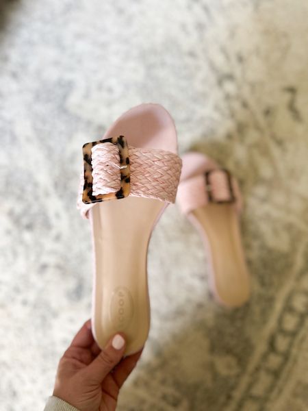 Walmart summer sandals 
Memory foam with an adjustable strap 
Size up 1/2 a size 

#LTKShoeCrush #LTKStyleTip #LTKFindsUnder50