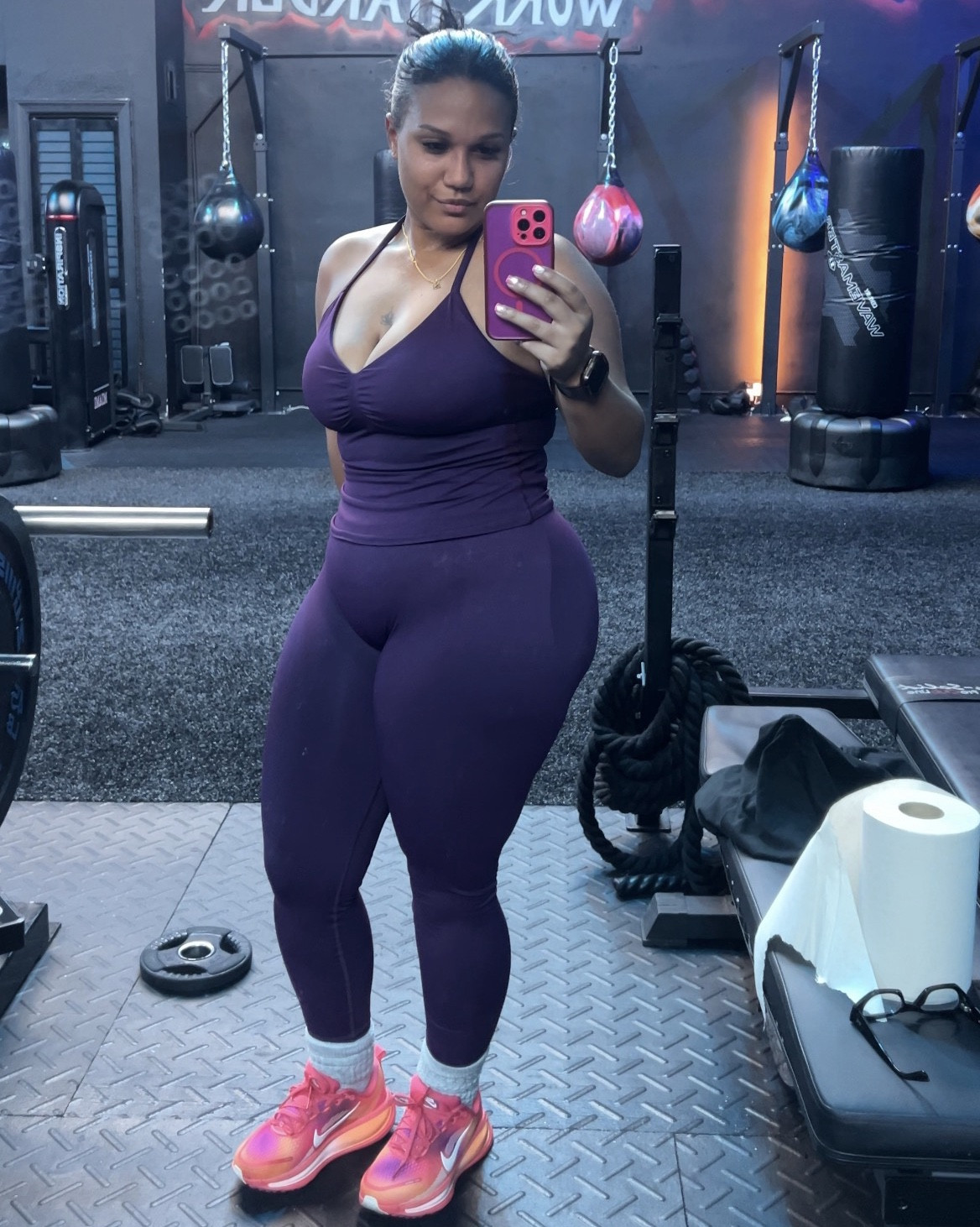 obsessed with this color right now 
5’2 curvy gyal wearing a size L!

#LTKgrwm #LTKootd #LTKfitnessgoals