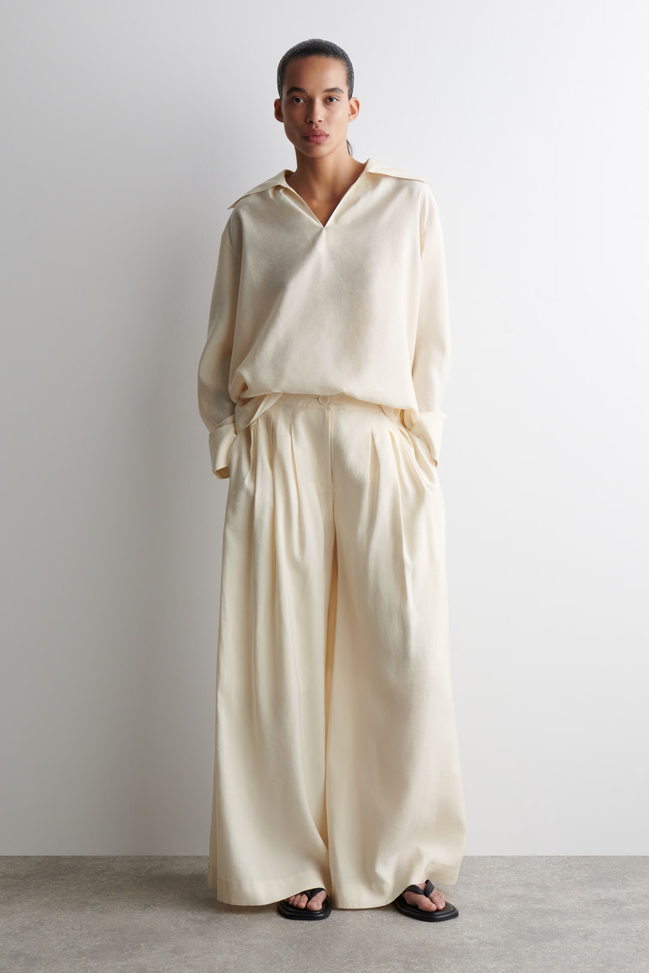 PLEATED MODAL WIDE-LEG TROUSERS | H&M (UK, MY, IN, SG, PH, TW, HK)