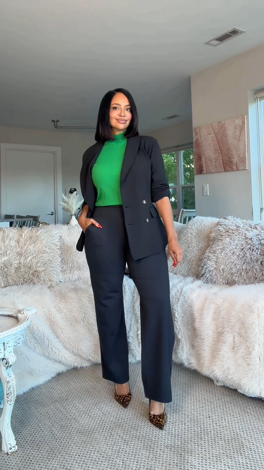 Must have stretch trousers for your office outfits! Comfy and perfect for a teacher outfit or business casual workwear 🫶🏽

Sizing 
5’3
27” Waist
42” Hip
Medium - 29” inseam 

petite curvy outfit 
over 40

#LTKOver40 #LTKPetite #LTKWorkwear