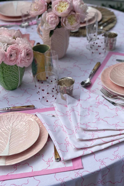 Petal Bows Dinner Napkins | Julia Amory