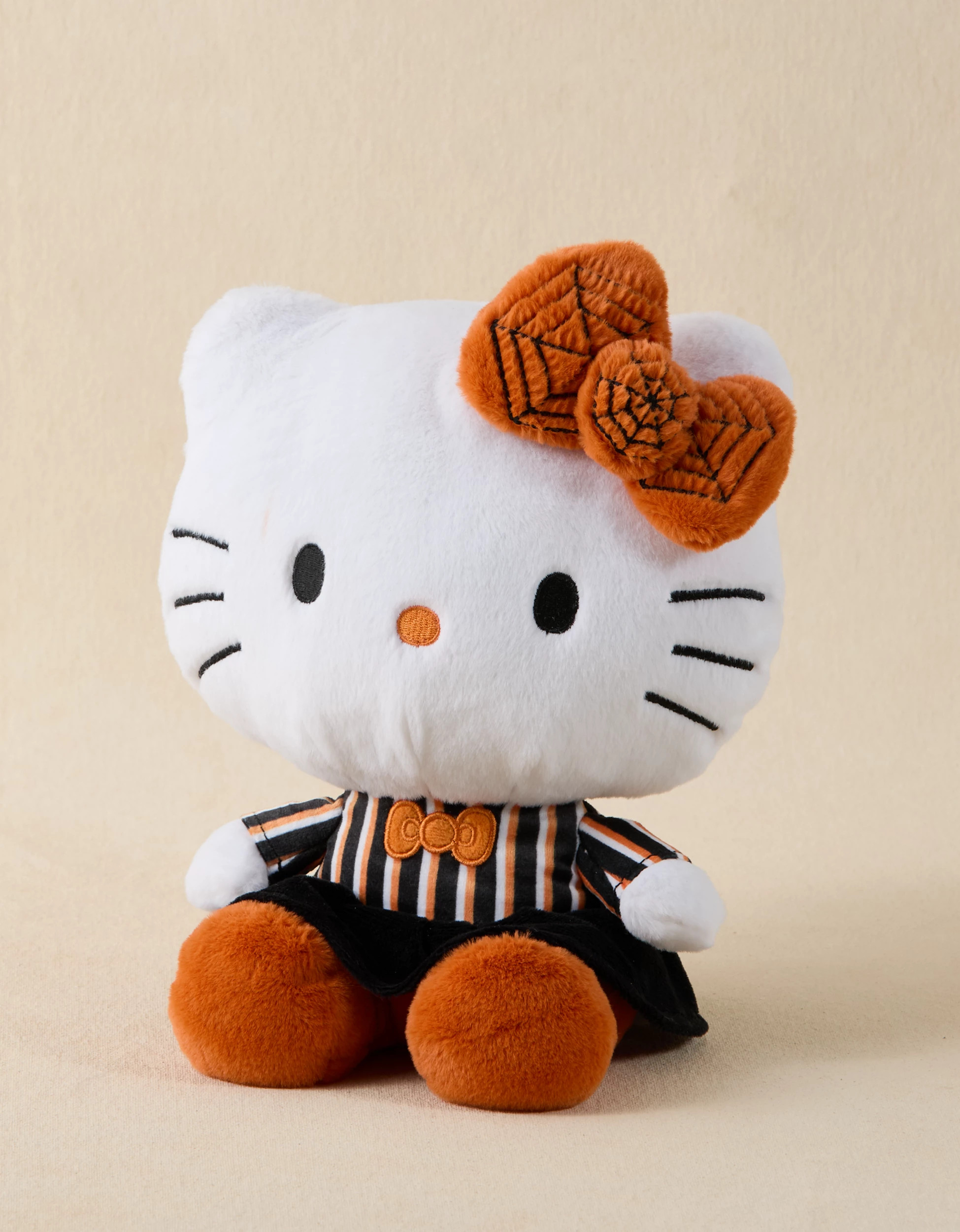 Warmies Hello Kitty Halloween | American Eagle Outfitters (US & CA)