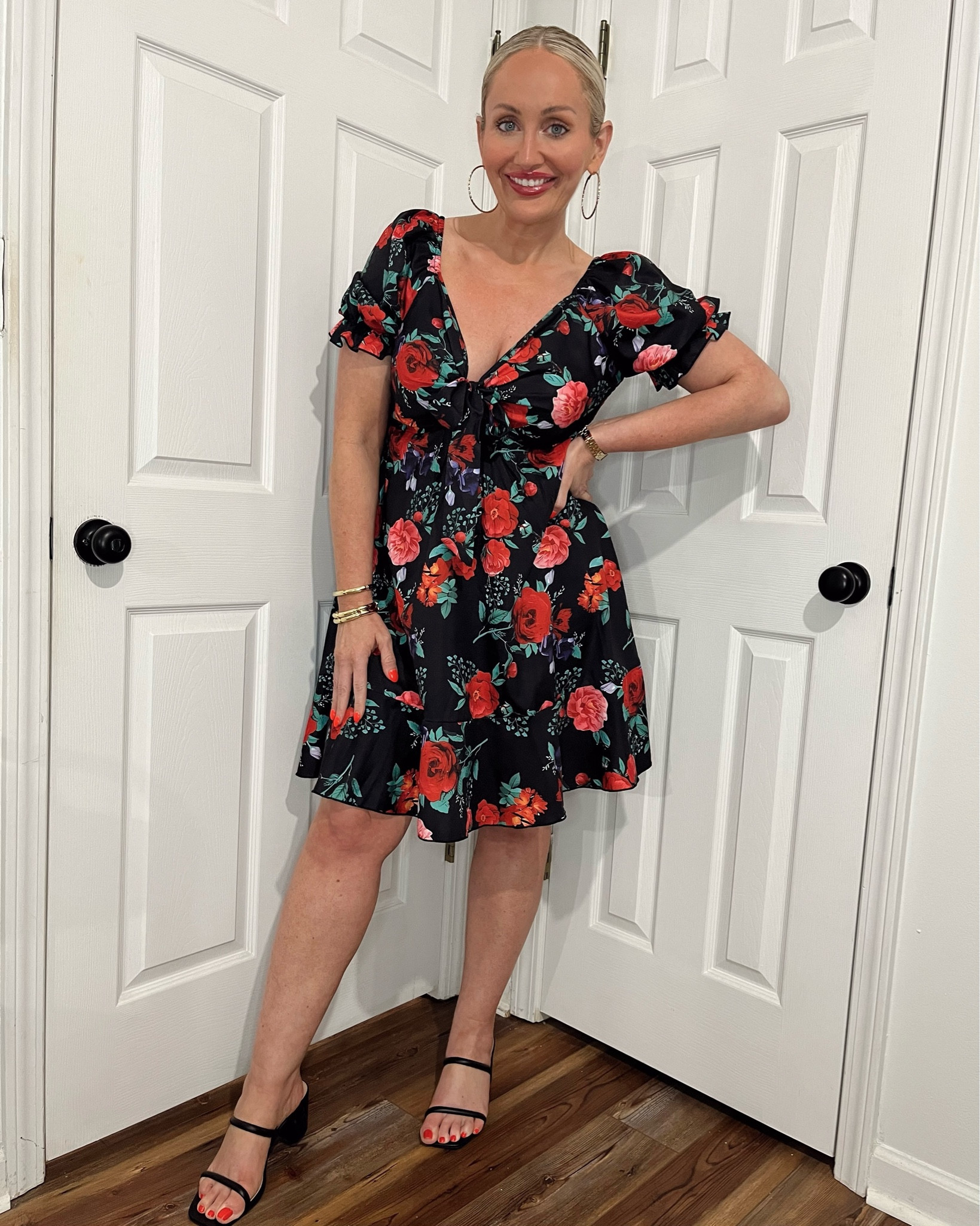 I love florals on black! This cute dress is from Shein but unfortunately it’s out of stock.
.
.
.
#blackfloral #summerdresses #sheindress #midsizeoutfits #midsizedress #midsizefashion 

#LTKWedding #LTKStyleTip #LTKMidsize
