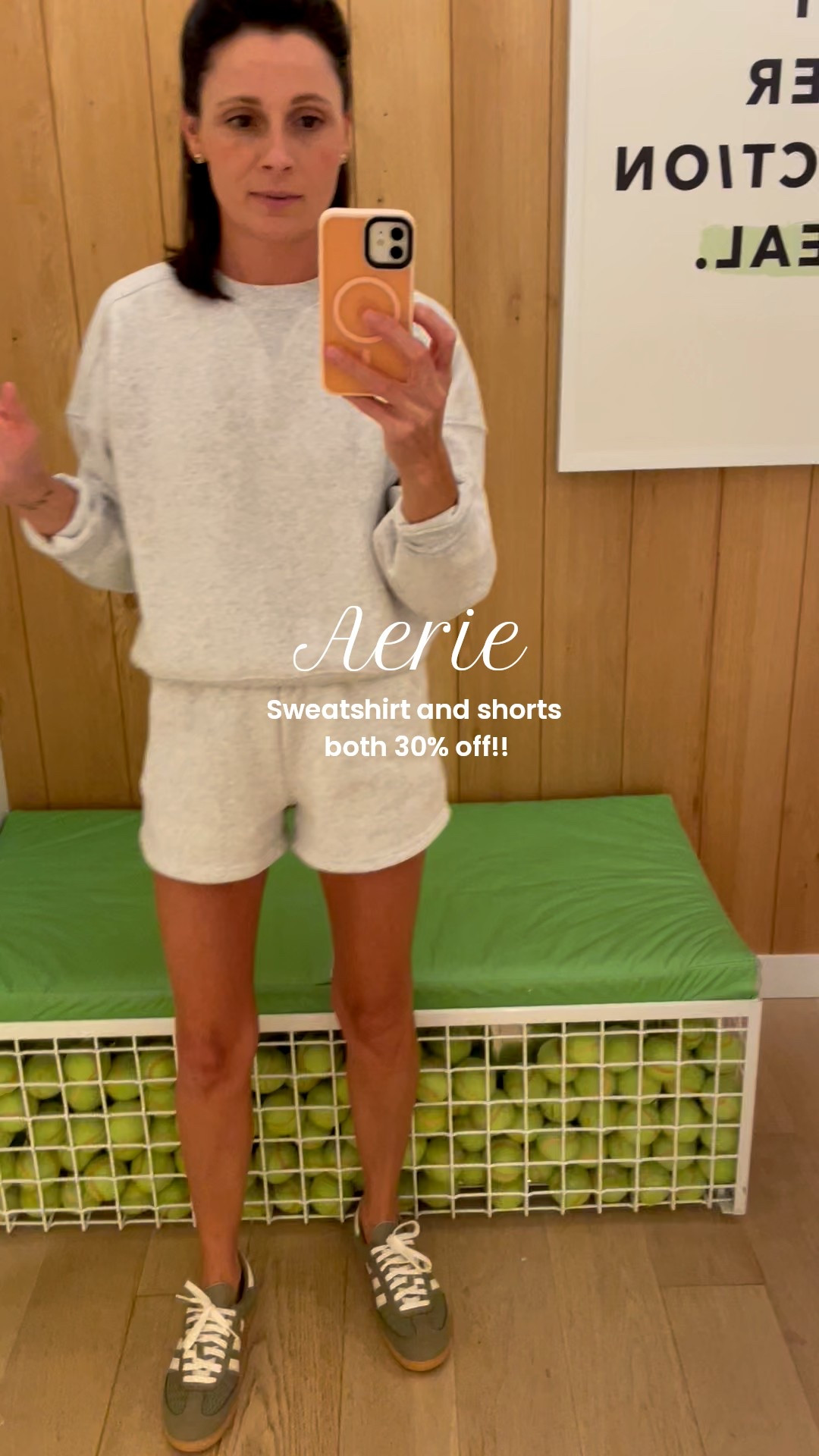This fleece set from Aerie is the best fall outfit for errands and carpool! Runs big. I’m in xxs in both pieces.

#LTKFallSale #LTKSaleAlert #LTKSeasonal