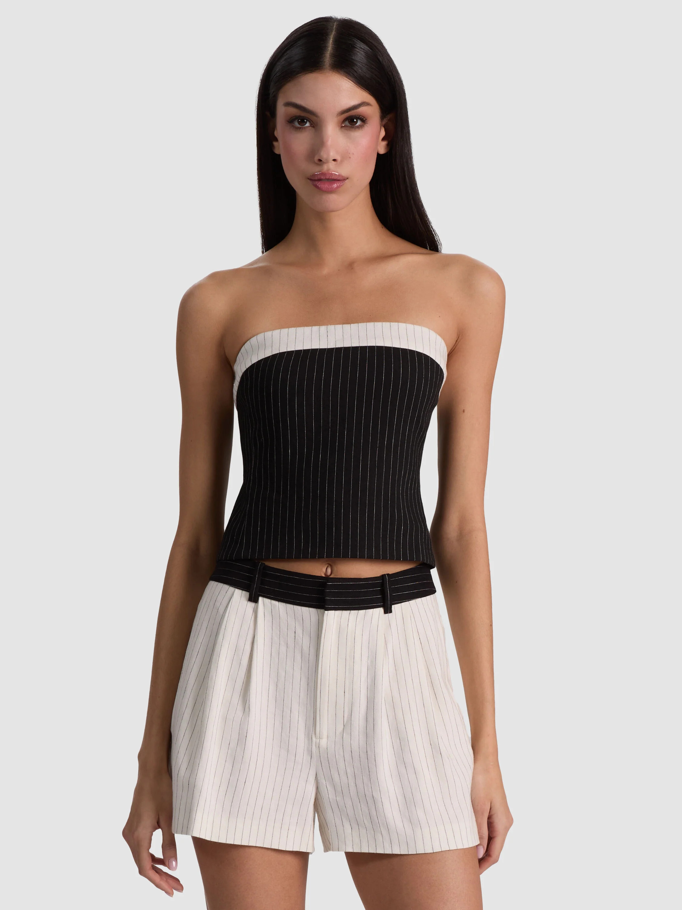 KELLY STRAPLESS TOP - BLACK/OFF WHITE PINSTRIPE | Alice + Olivia