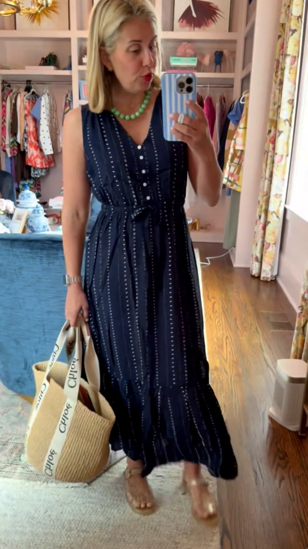 I knew I was going to love this dress when I saw it….and it’s a definite yes! The print, the flow & waistline make this such a flattering look. Perfect for travel or just a day of errands. I’m in xs here. 

@kohls, #AD, #kohlspartner, #kohlsfinds

#LTKspring #LTKdayinmylife #LTKmomlife