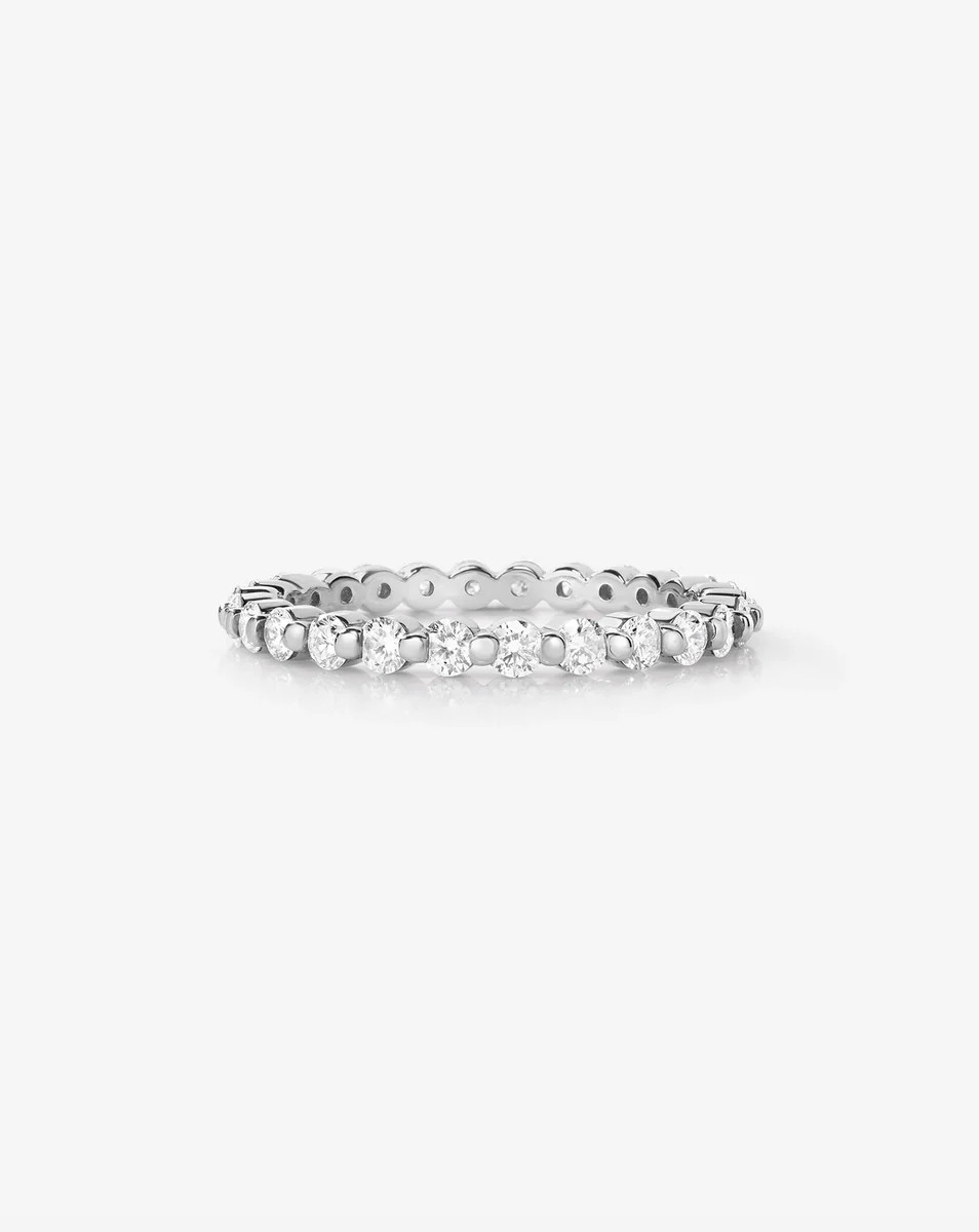 Single Prong Diamond Band | Ring Concierge