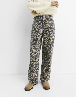 Pull&Bear Leopard print baggy jeans in leopard | ASOS | ASOS (Global)