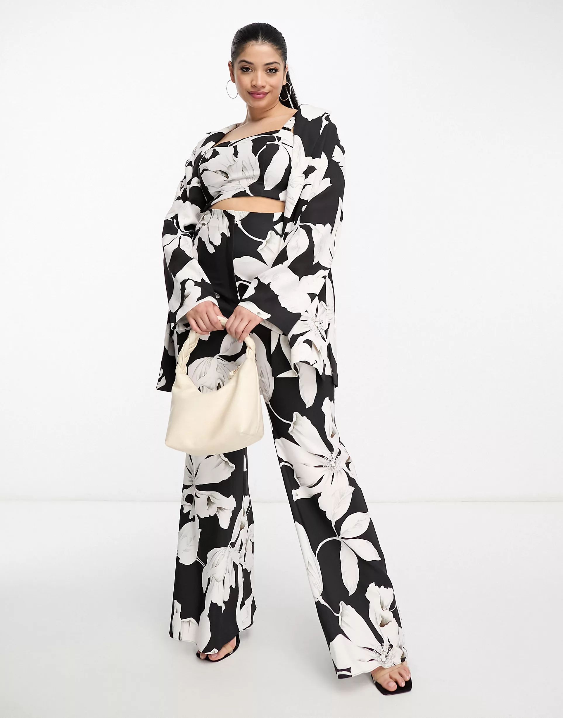 ASOS LUXE Curve flared suit pants in black & white floral print - part of a set | ASOS (Global)