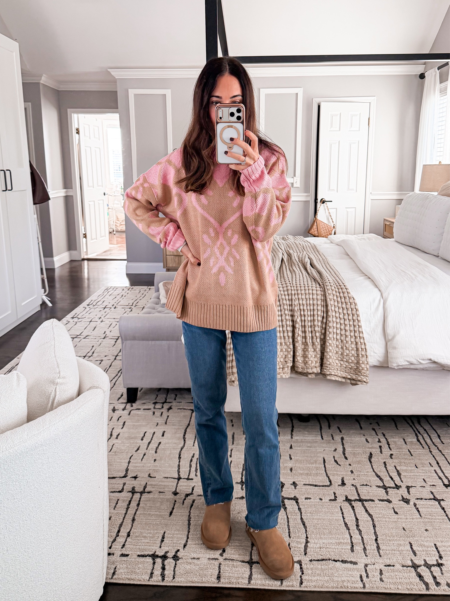 This sweater is cozy, flattering, and such a pretty pop of pink 💕 Use code MRSCASUAL35 for 35% off 🔗⬇️ 


#LTKmomlife #LTKootd #LTKOver40
