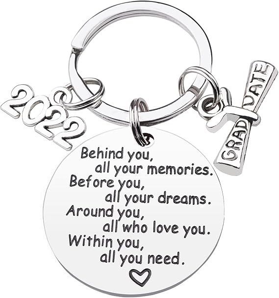 CDLong Class of 2022 Graduation Keychain - Senior 2022 Graduation Gifts for Her/Him, Inspirationa... | Amazon (US)