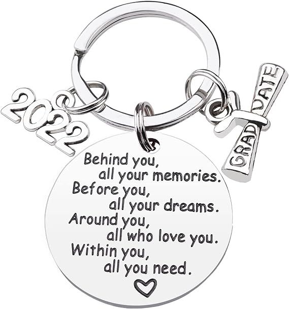 CDLong Class of 2022 Graduation Keychain - Senior 2022 Graduation Gifts for Her/Him, Inspirationa... | Amazon (US)