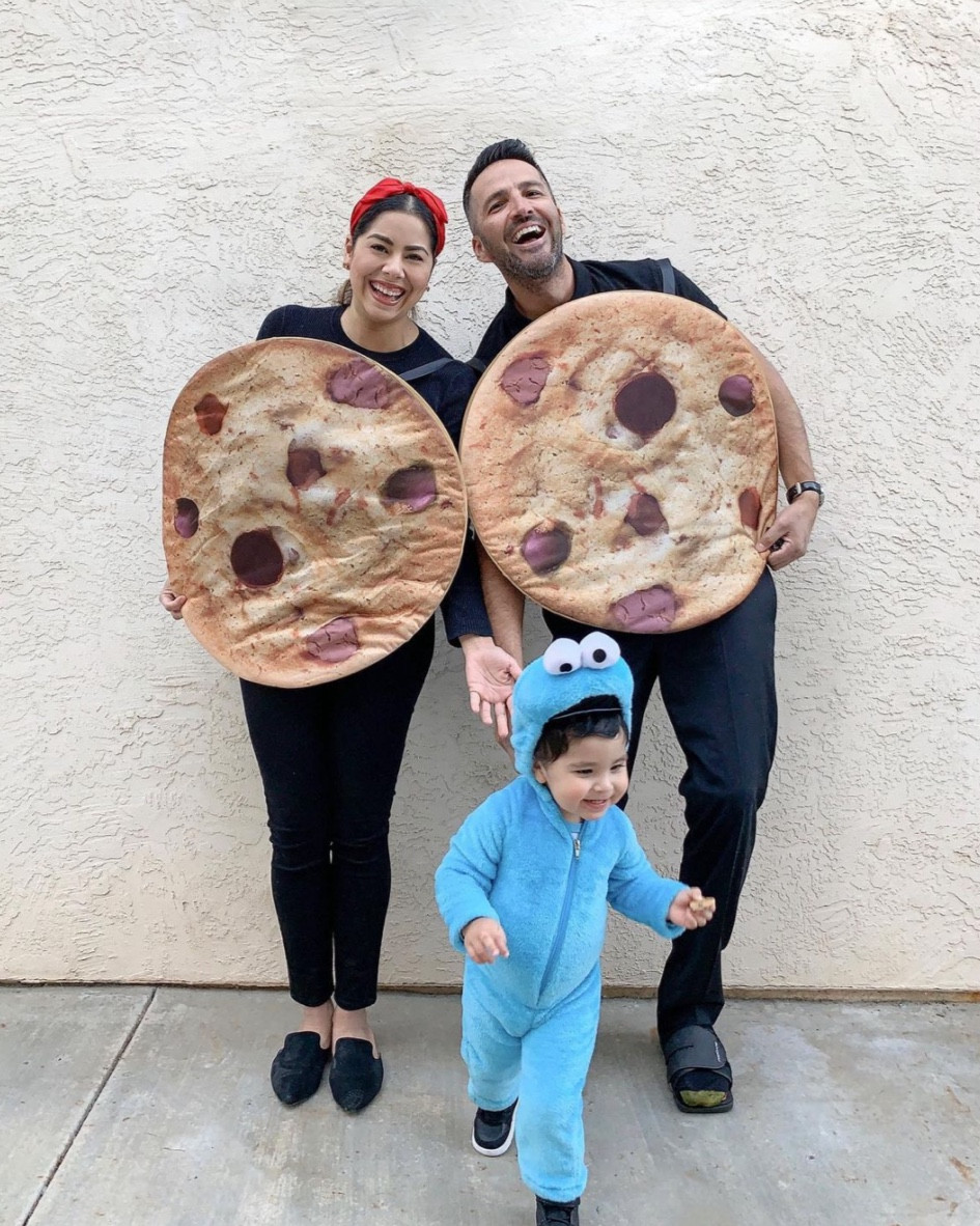 family Halloween costume, cookie monster costume, toddler costume, family costume idea

#LTKfamily #LTKkids #LTKSeasonal