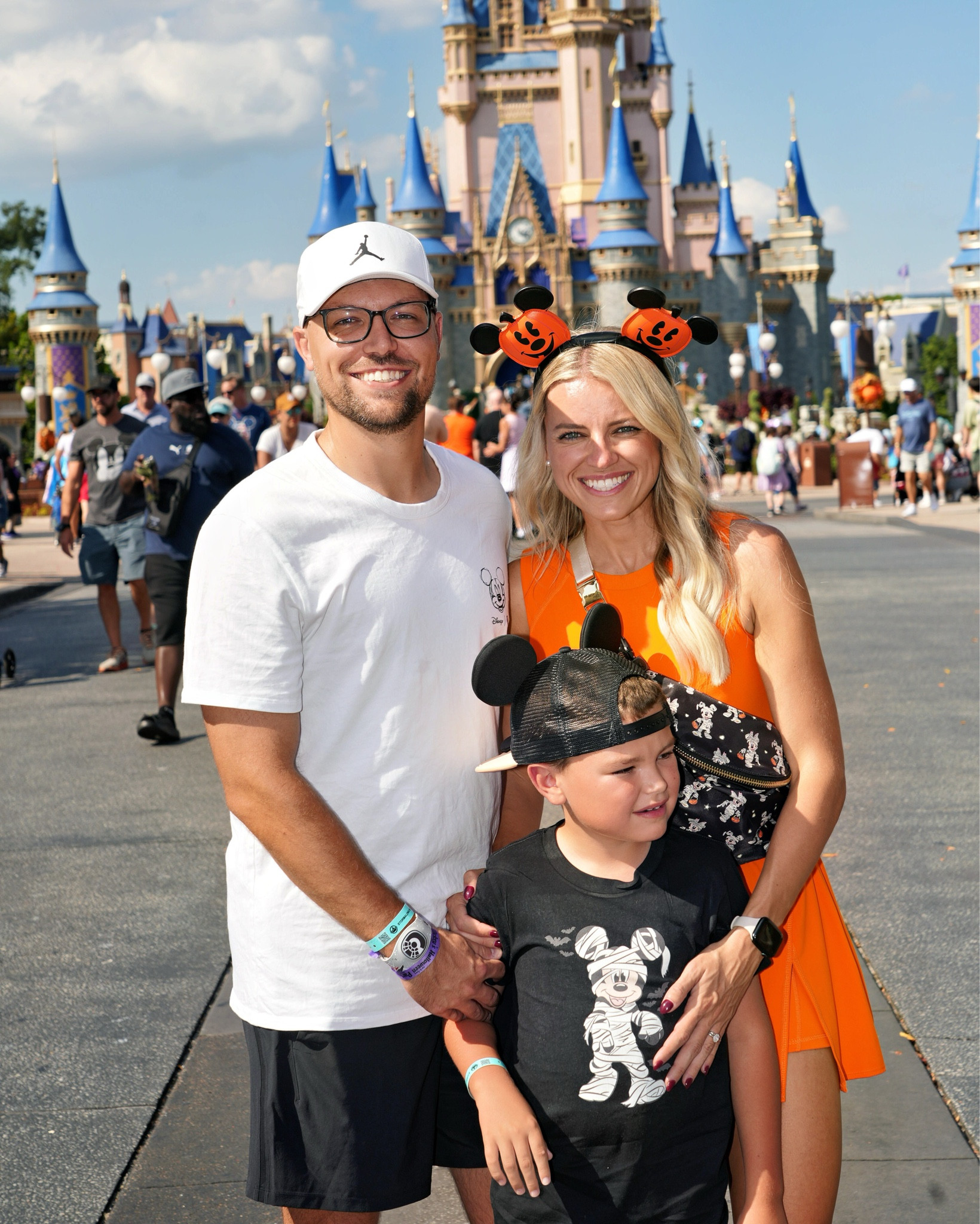 What I wore to MNSSHP ✨👻 I got SO many compliments on this dress and bonus points, it’s from TARGET and so comfy! 

#LTKActive #LTKFindsUnder50 #LTKSeasonal