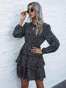 Ditsy Floral Print Layered Hem Dress Without Belt | SHEIN