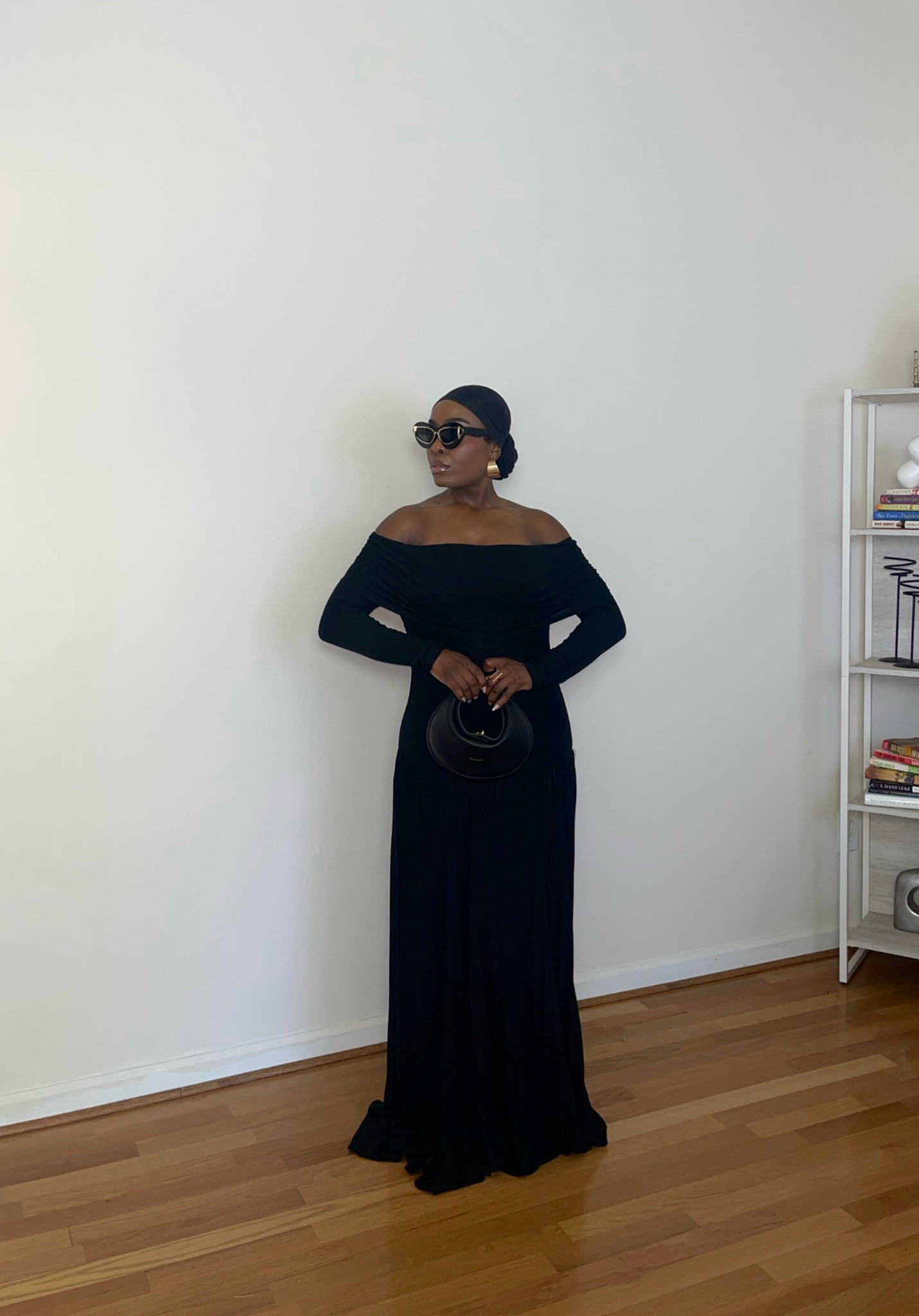 Fall maxi dress, black maxi dress, black pleated dress, strapless maxi dress, chic fall fashion 