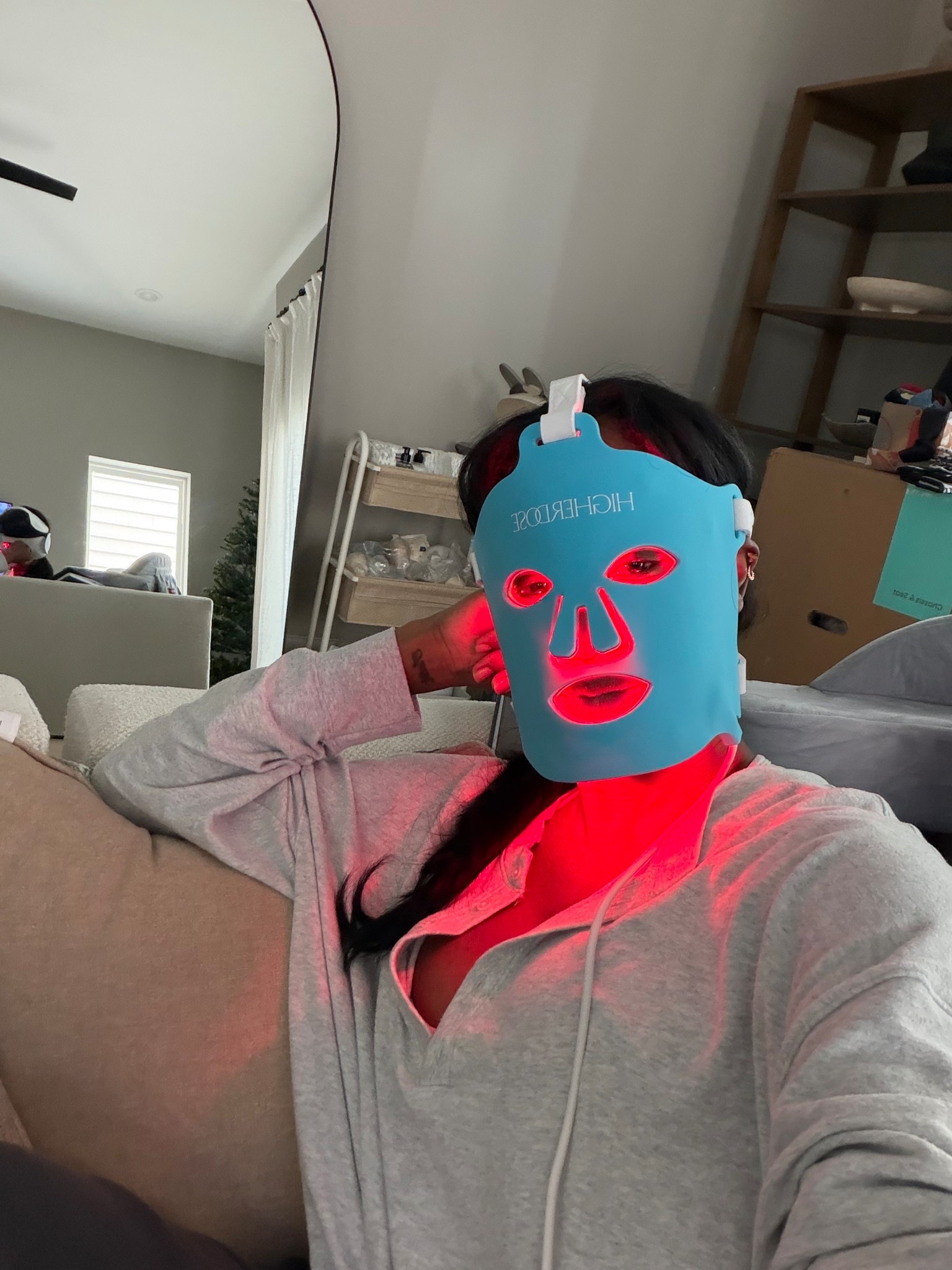 Much needed red light therapy 🌟 love this HigherDOSE one! They also make a light-activated glow serum (optional) to apply before using the mask. 

#LTKBeauty #LTKmorningroutine