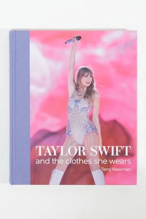 Taylor Swift and the Clothes She Wears | Altar'd State