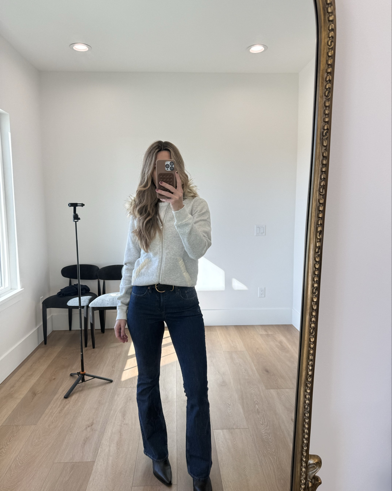 New jeans styled 2 ways - size 25
ABERCROMBIE WINTER SALE 🖤☃️ ❄️❤️
20-50% OFF ALMOST EVERYTHING ❄️-- get an extra 15% off $99 (check your email for the code)winter outfit, pajamas, holiday party, burgundy coats, for her, espresso brown, winter outfits , January, puffer vest, lounge set, ❤️ winter outfit women, holiday outfits women, winter vacation outfits @abercrombie #abercrombiepartner

#LTKOver40 #LTKSeasonal