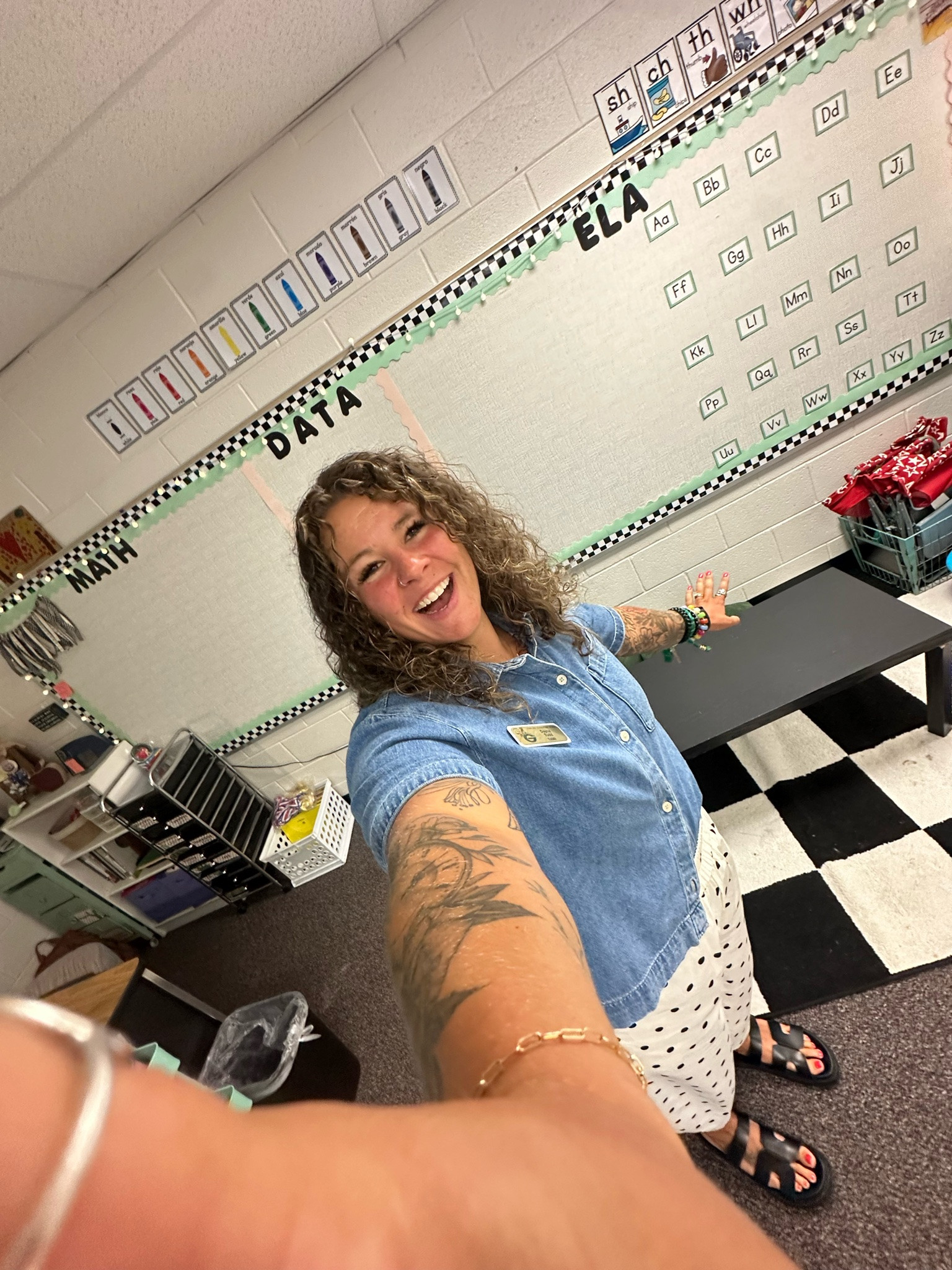 Open House outfit! Easy & fun for meeting my new class! 

Teacher outfit // teacher ootd // teacher fit // kindergarten teacher // midsize
