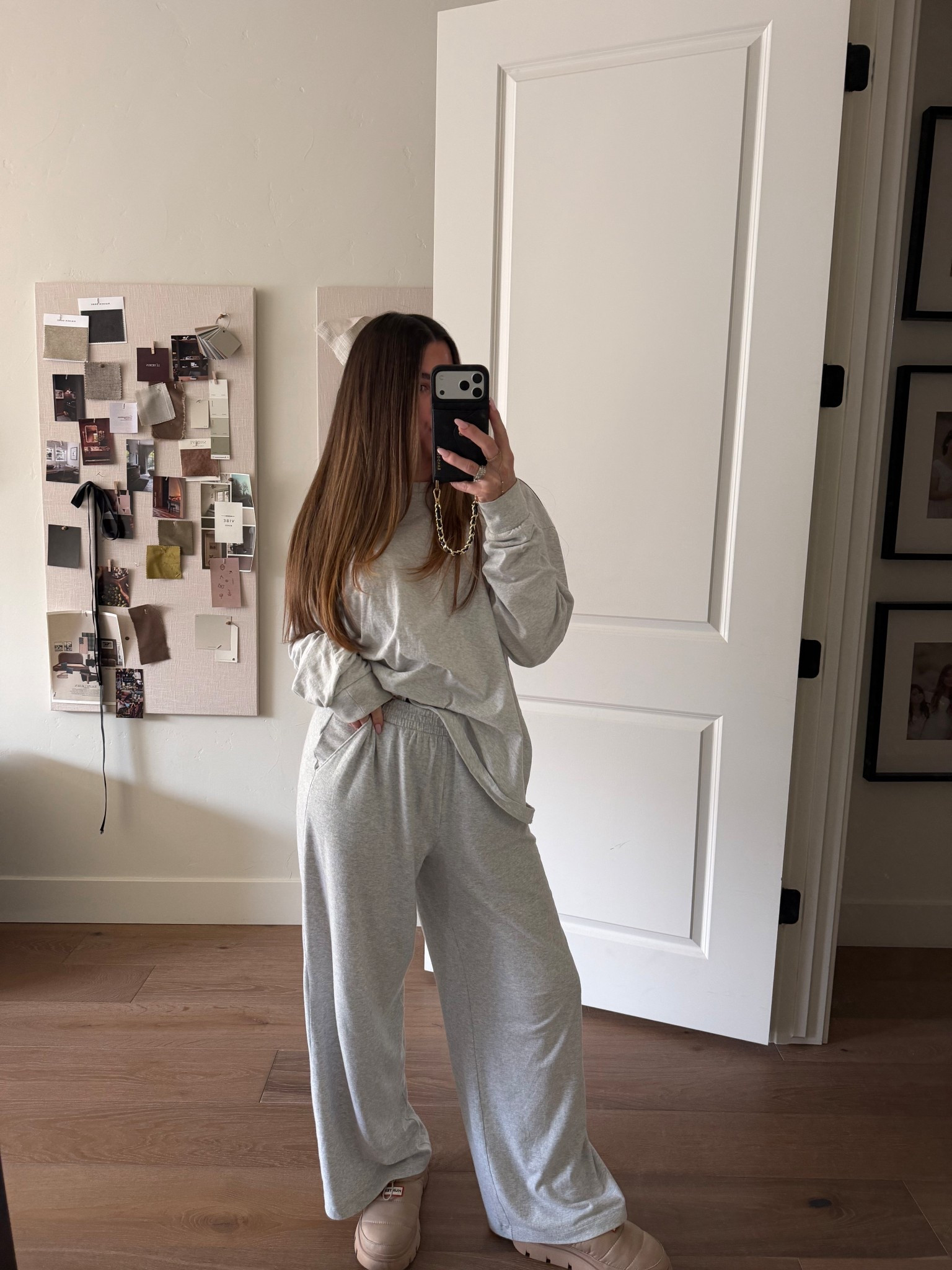 Living in this lounge set! 

#LTKmomlife #LTKootd #LTKgrwm