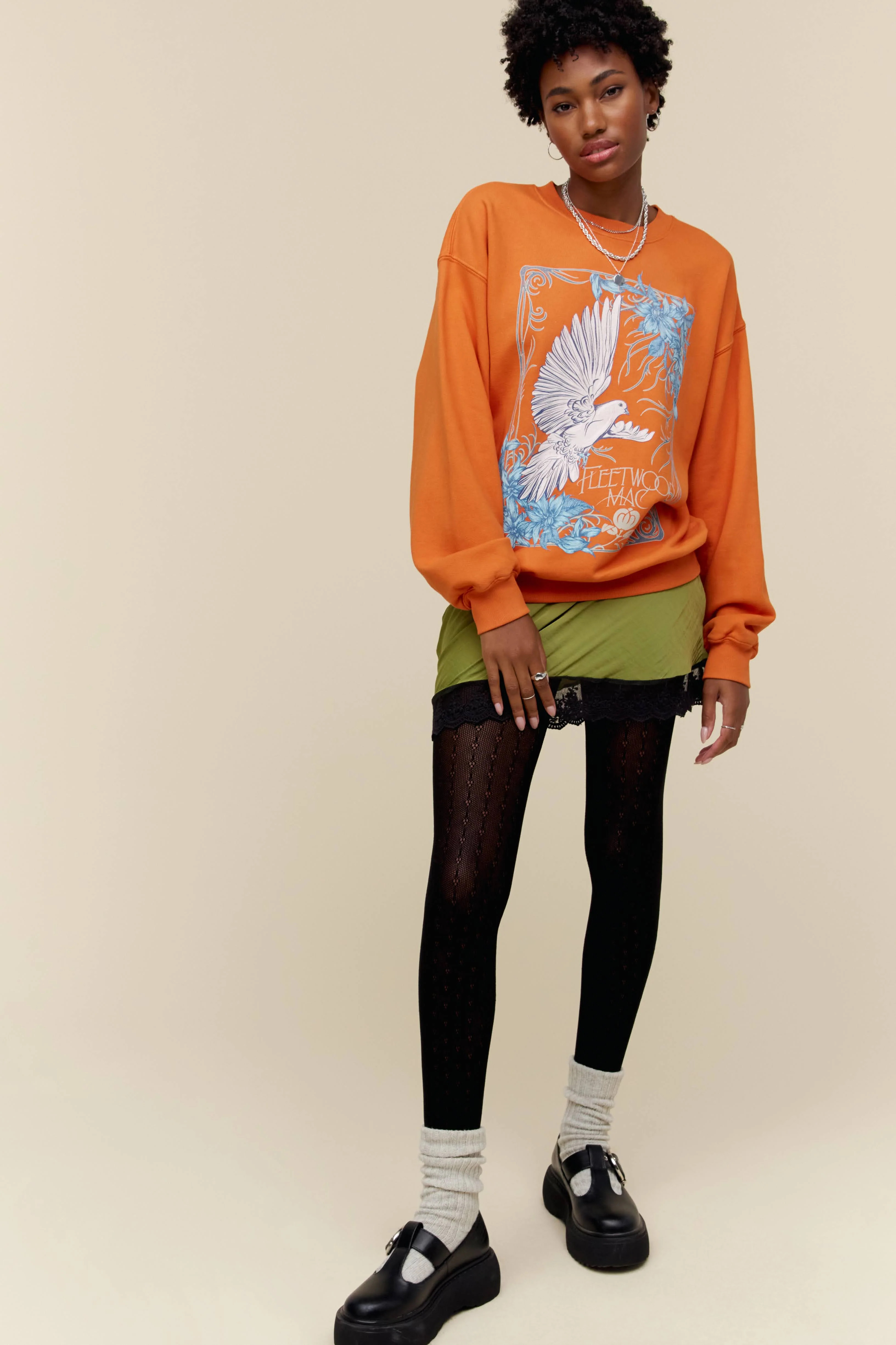 Fleetwood Mac Dove BF Crew | Daydreamer