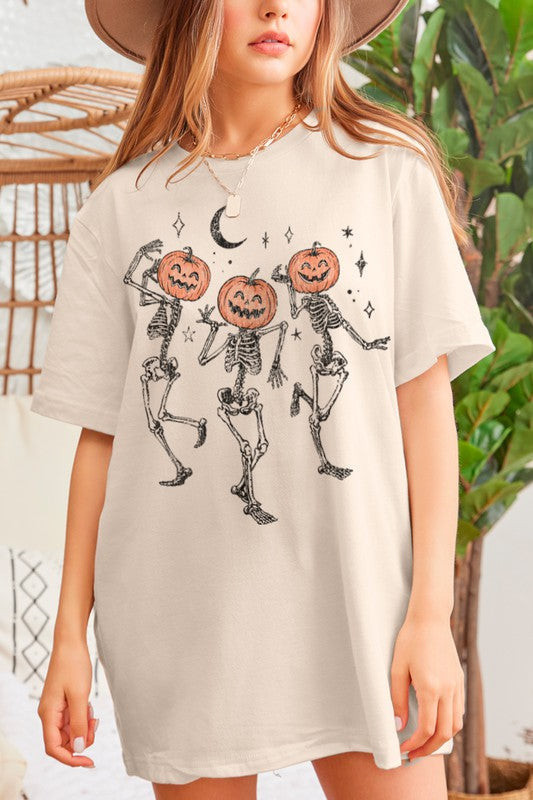 dancing pumpkin skeleton cream oversized tee | Joss and J