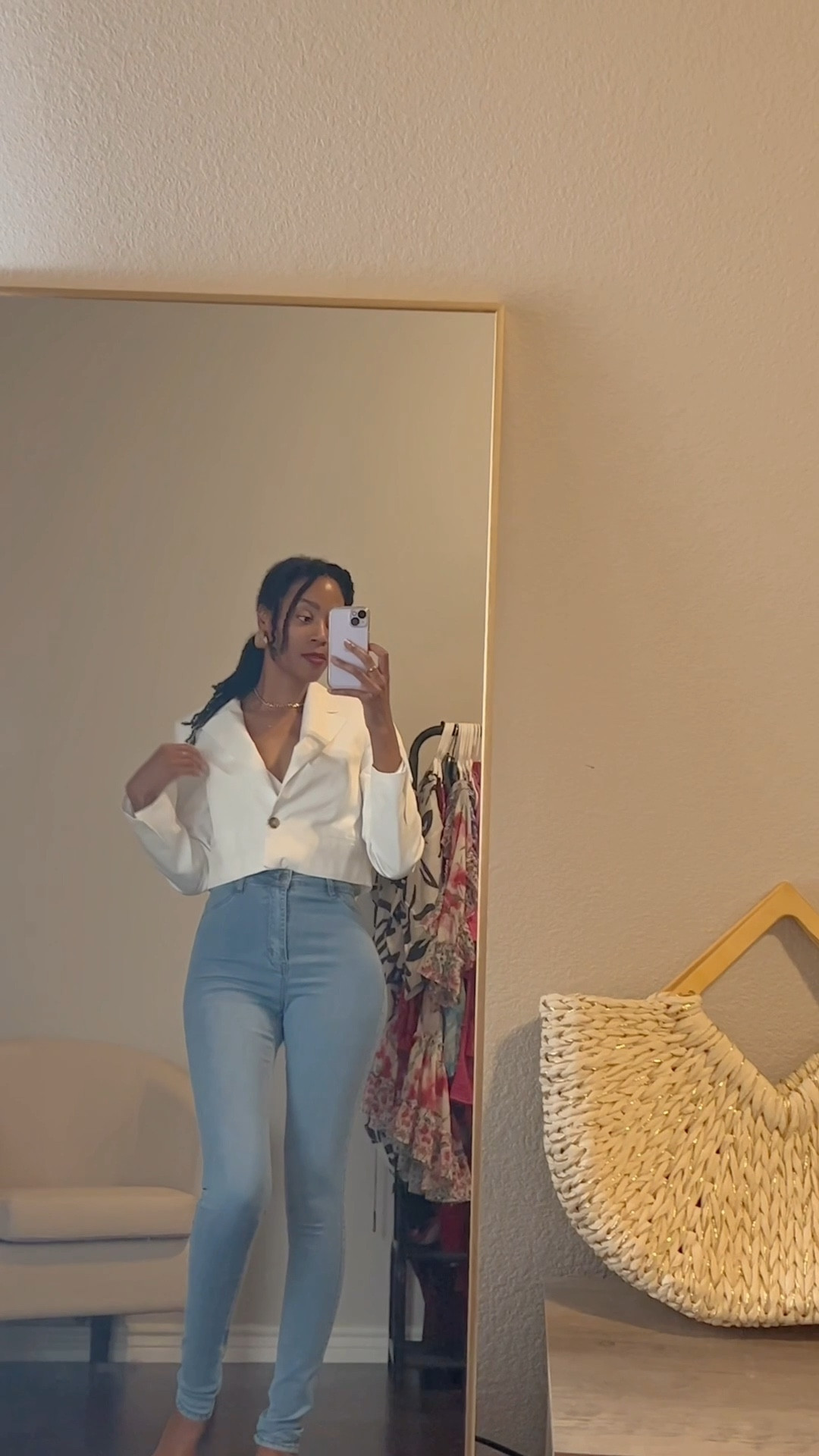 Get summer ready! Classic linen crop blazer🔥

#LTKSeasonal #LTKFind #LTKGiftGuide