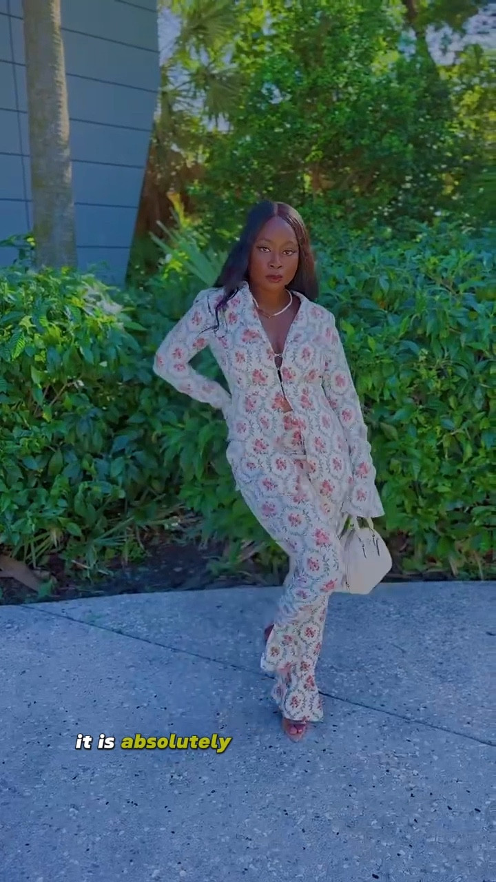 Renting clothing is way more affordable and environmentally sustainable then buying clothes monthly only to wear it once!! 

#LTKstyletip #LTKSeasonal #LTKVideo