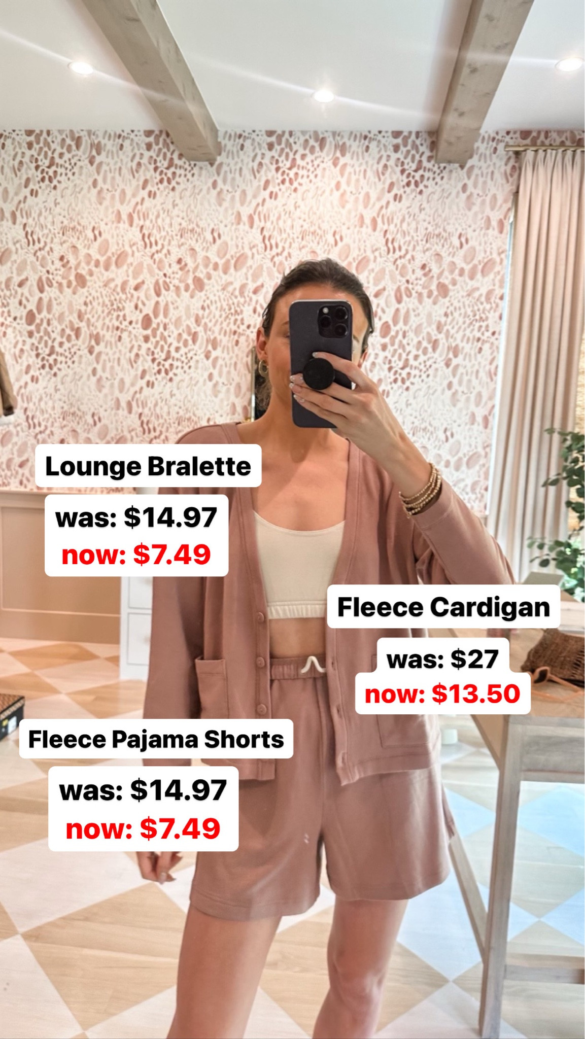 Old Navy Sale 50% off everything! 🙌🏼

#LTKunder50 #LTKSeasonal #LTKsalealert