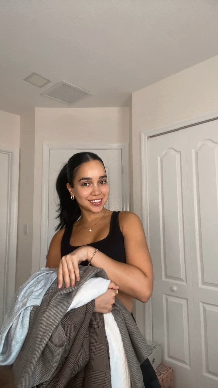 Aritzia style, winter style, winter fashion, shopping haul, winter haul, aritzia haul, Black Friday sale, cyber monday sale

#LTKHoliday #LTKWorkwear #LTKGiftGuide