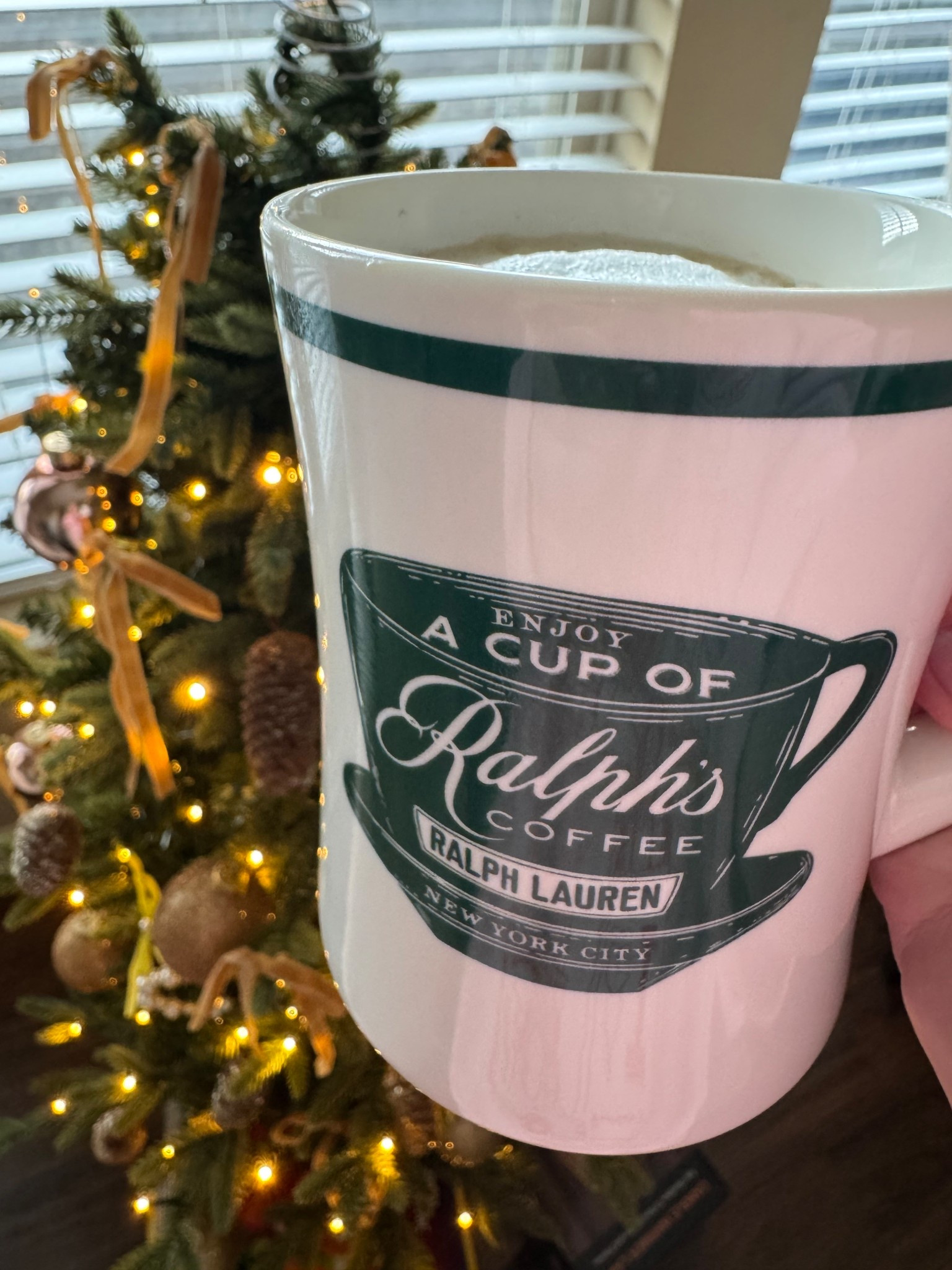 Soaking in the last few days of having my tree up🎄🤍

#LTKHome #LTKSeasonal #LTKHoliday