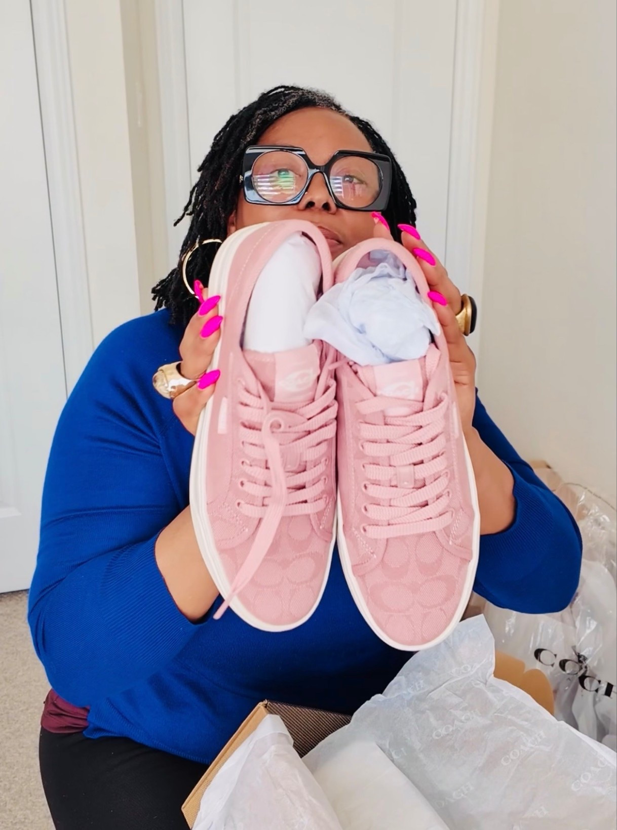 This pink colour is sold out sadly but it comes in other different colours 

#LTKstyletip