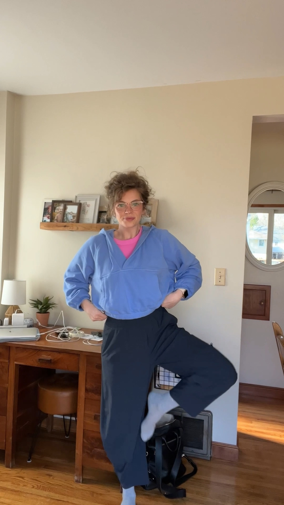 Don’t mind the messy desk and house! 

These pants from Old Navy… ARE YOU KIDDING ME?! They rock! Size down though 😍 I’m wearing a small! 

Size medium in tank and size small in hoodie 