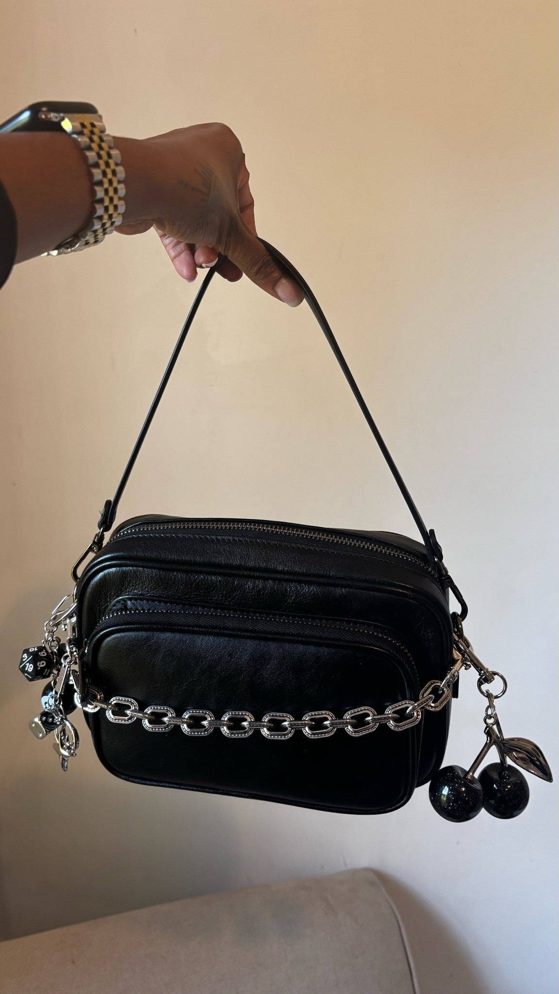 I love a good leather bag

#LTKdayinmylife #LTKgrwm #LTKootd