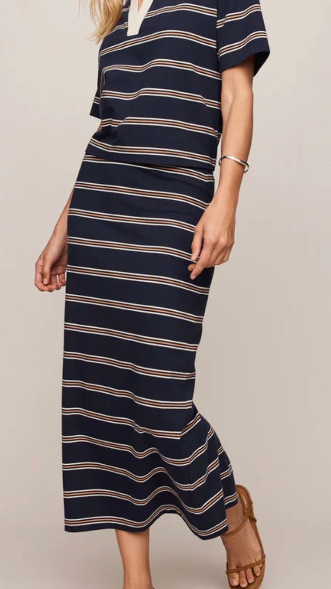 In my cart, perfect everydsy throw on set that is instantly put together! 

#LTKootd #LTKSeasonal #LTKOver40