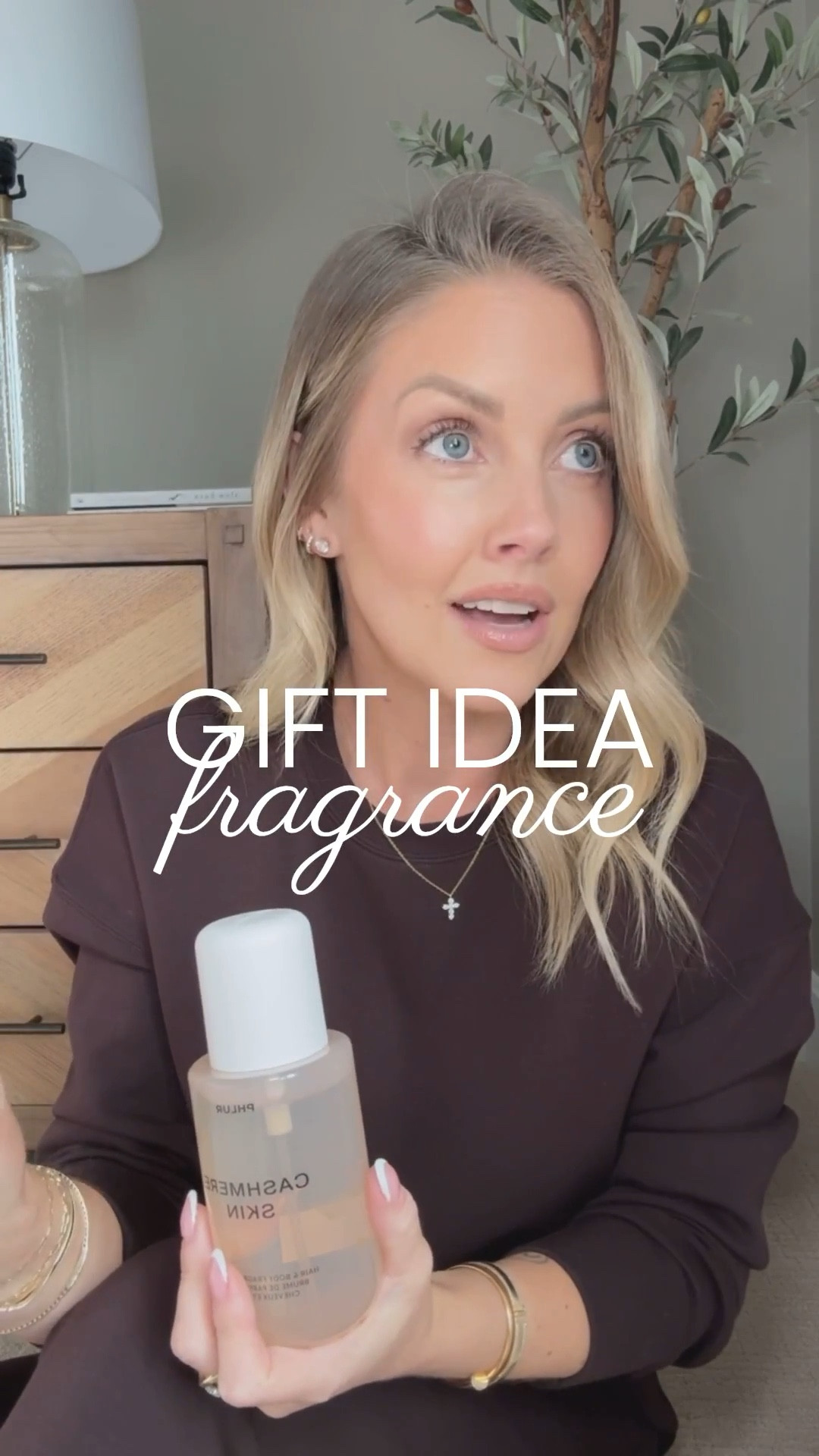My current favorite scents - also make great gifts! 

gift guide, gift ideas, gift guide, gift idea, phlur, gifting, fragrance, perfume, Nordstrom, Nordstrom beauty, Amanda West, almost ready blog

#LTKBeauty #LTKHoliday #LTKGiftGuide
