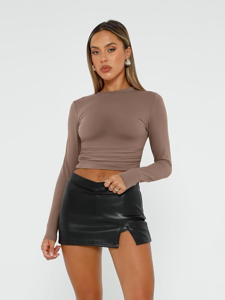 AUTOMET Womens Long Sleeve Shirt Basic Crop Tops Fall Fashion Underscrubs Layer Slim Fit Winter C... | Amazon (US)