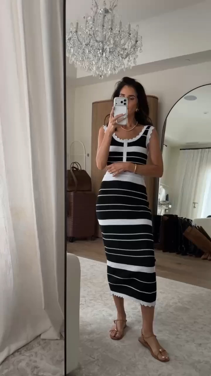 If you like more form fitting outfits this set is for you. I’m just shy of 5-7” wearing the size small #stylinbyaylin #aylin #matchingset #amazonfind 

 #LTKootd #LTKSeasonal #LTKTravel