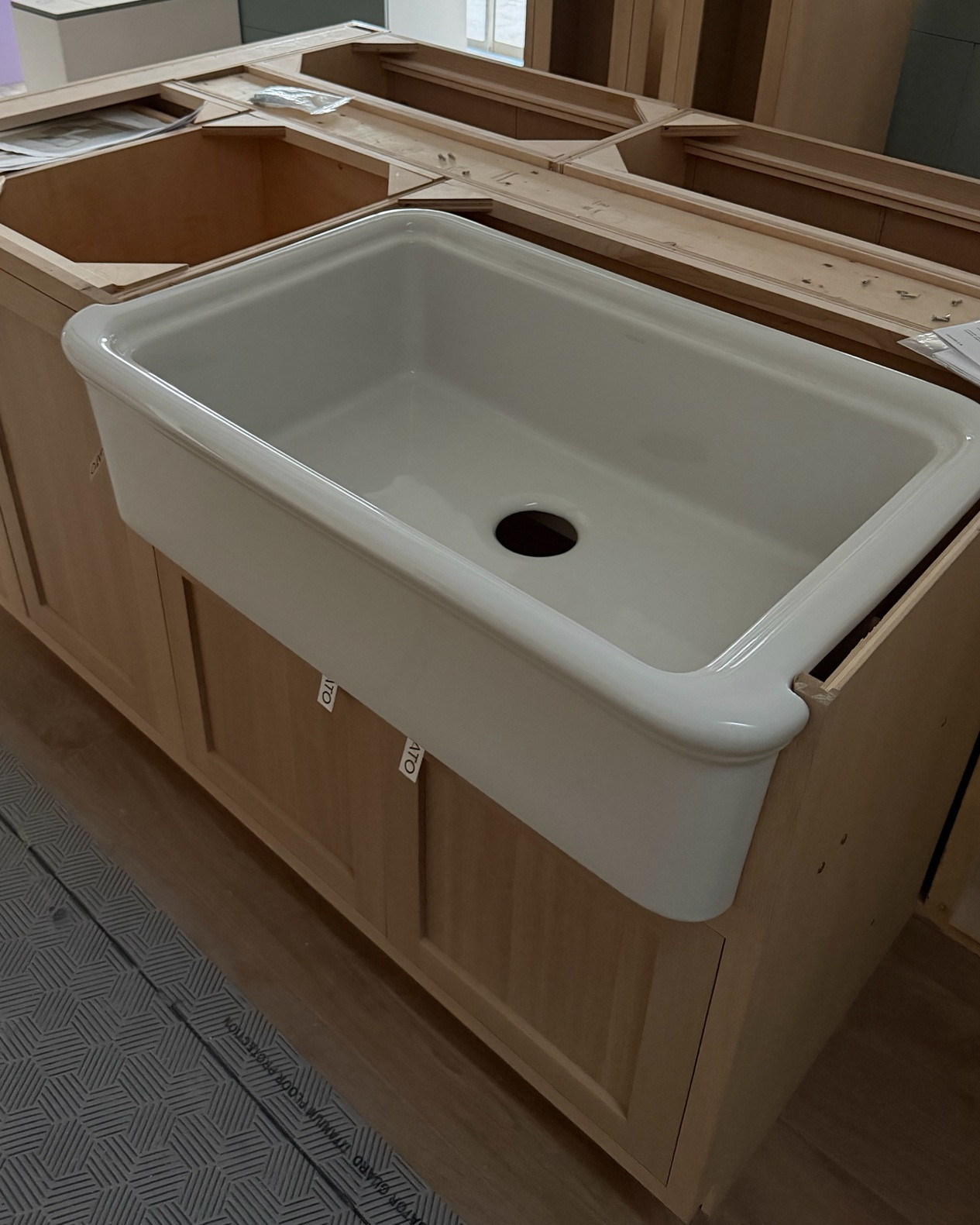 35.5 inch farmhouse sink, workstation sink, kitchen sink, apron front. This one is the color “dune”.

#LTKHome #LTKfoodie #LTKdayinmylife